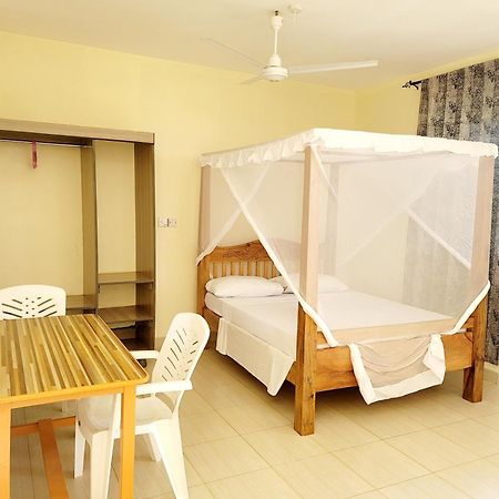 Hotel Casuarina Lounge Malindi Zewnętrze zdjęcie