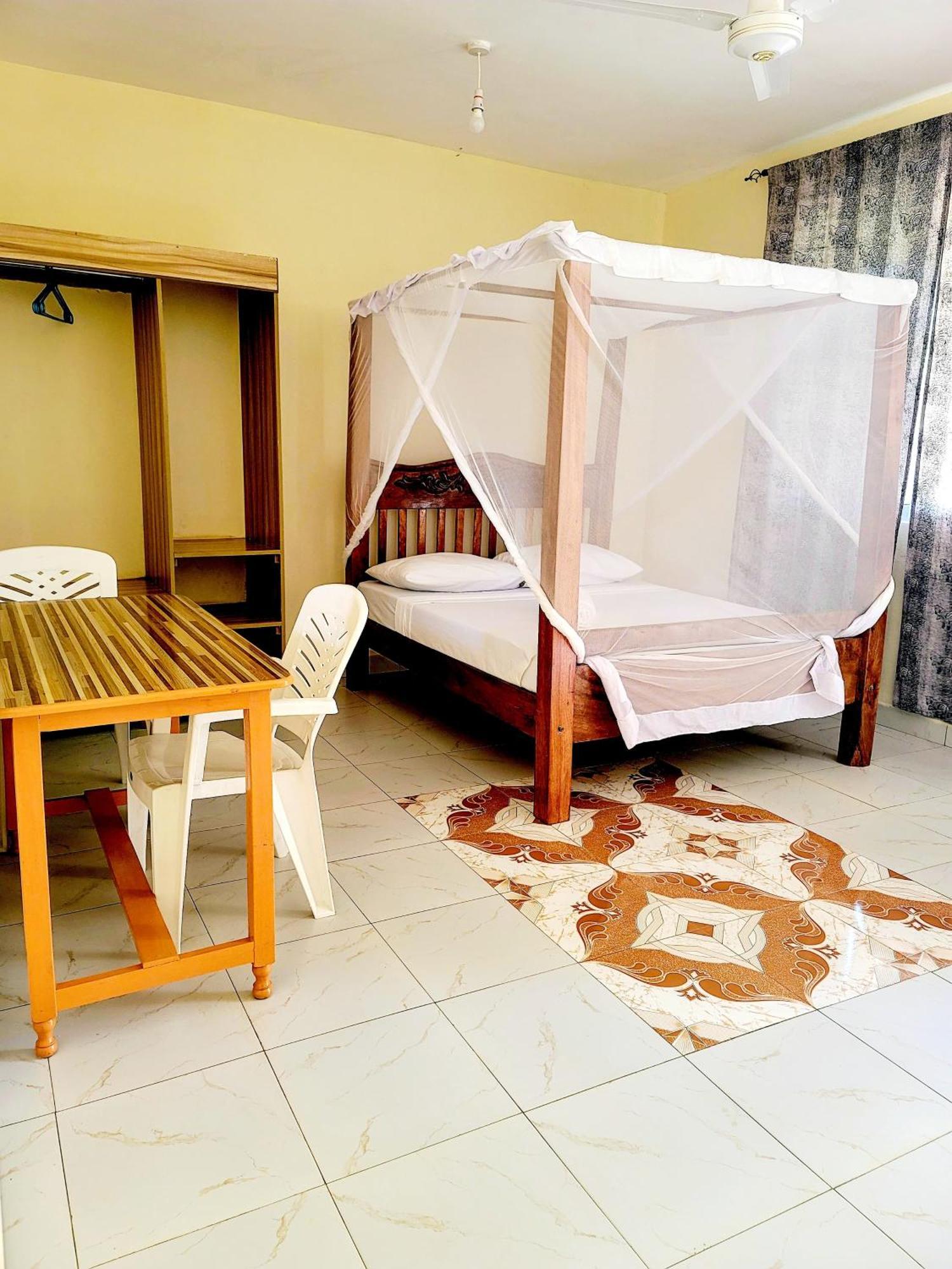 Hotel Casuarina Lounge Malindi Zewnętrze zdjęcie